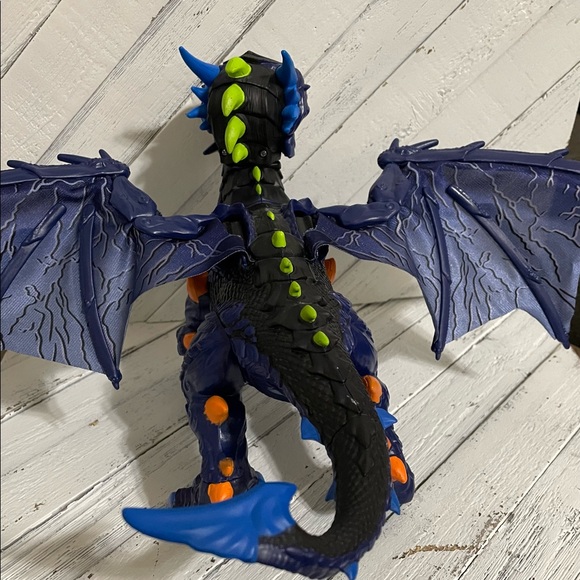 Wow Wee Untamed Legends Vulcan Blue dragon toy - Picture 8 of 9